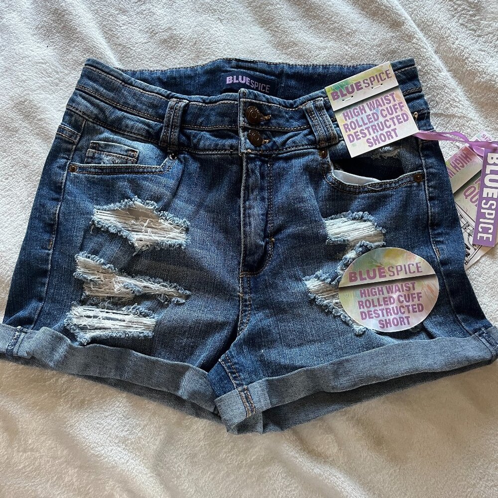 NWT Juniors Blue Spice Jean shorts size 7